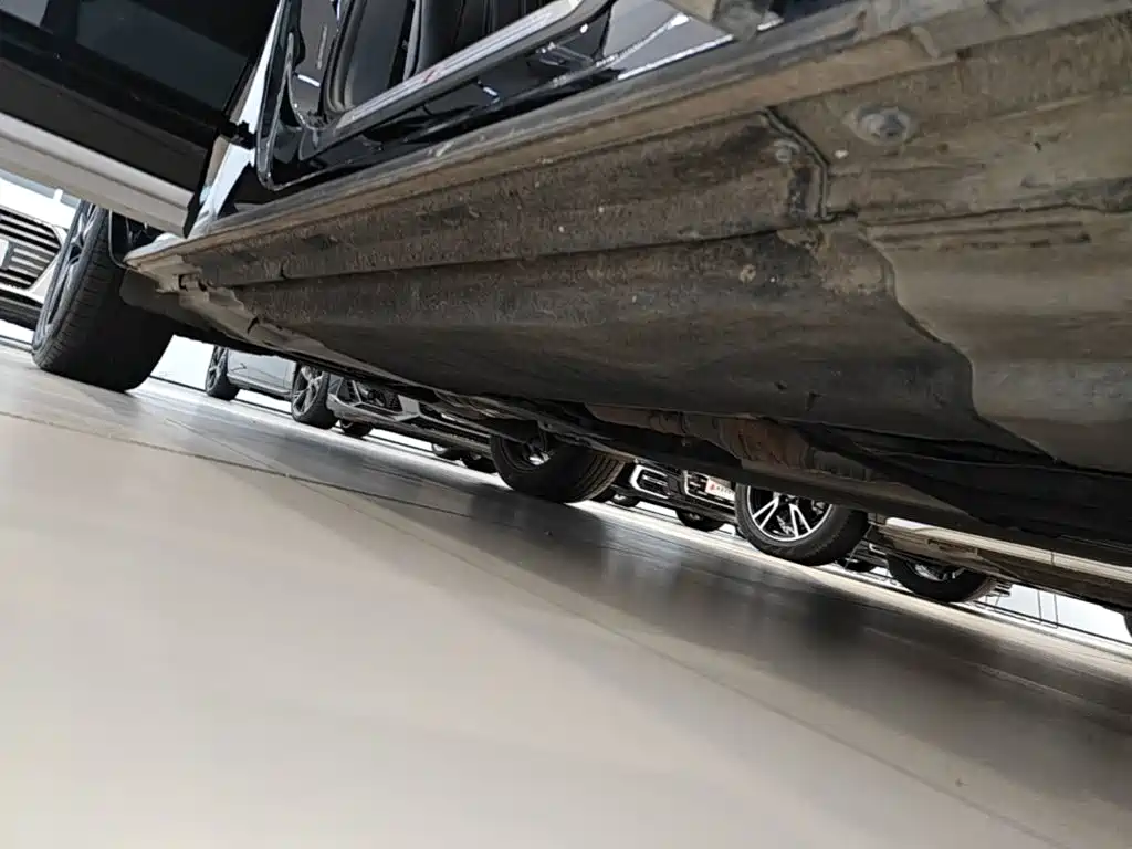 Audi Q5L Sportback — миниатюра 21