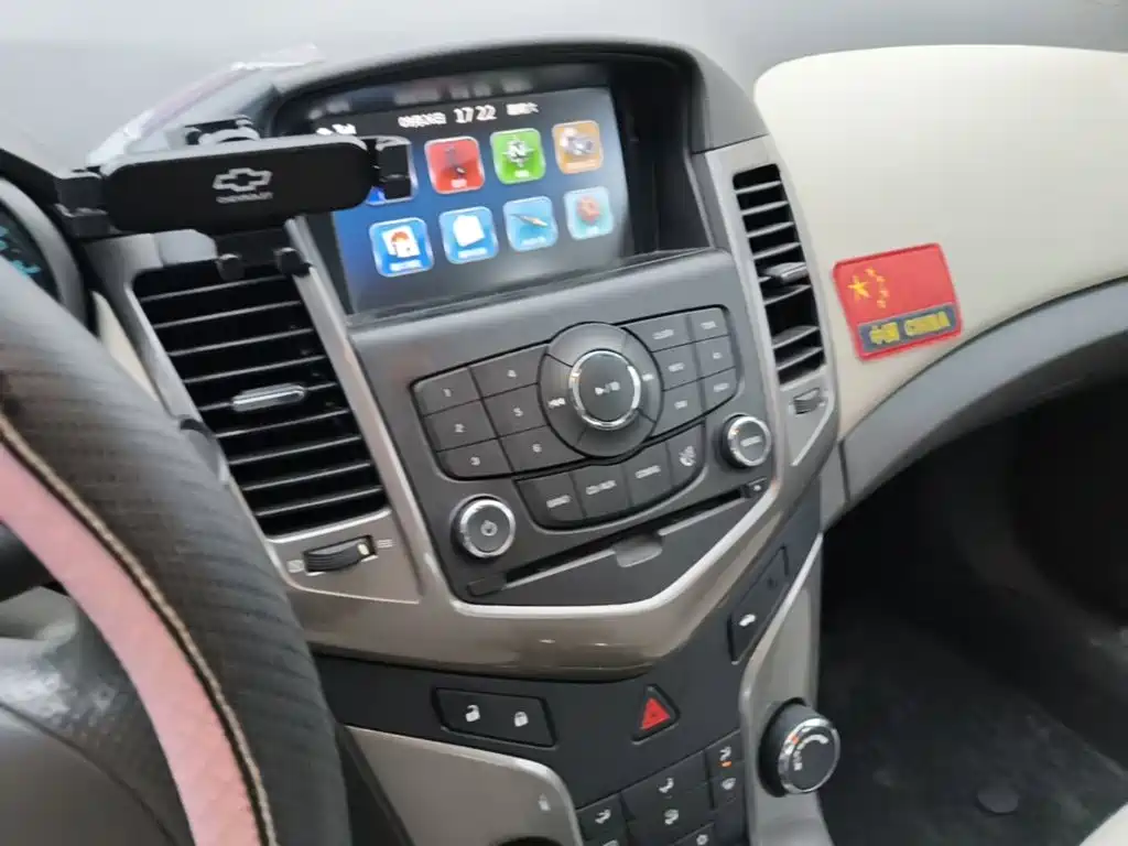 Chevrolet Cruze — миниатюра 13