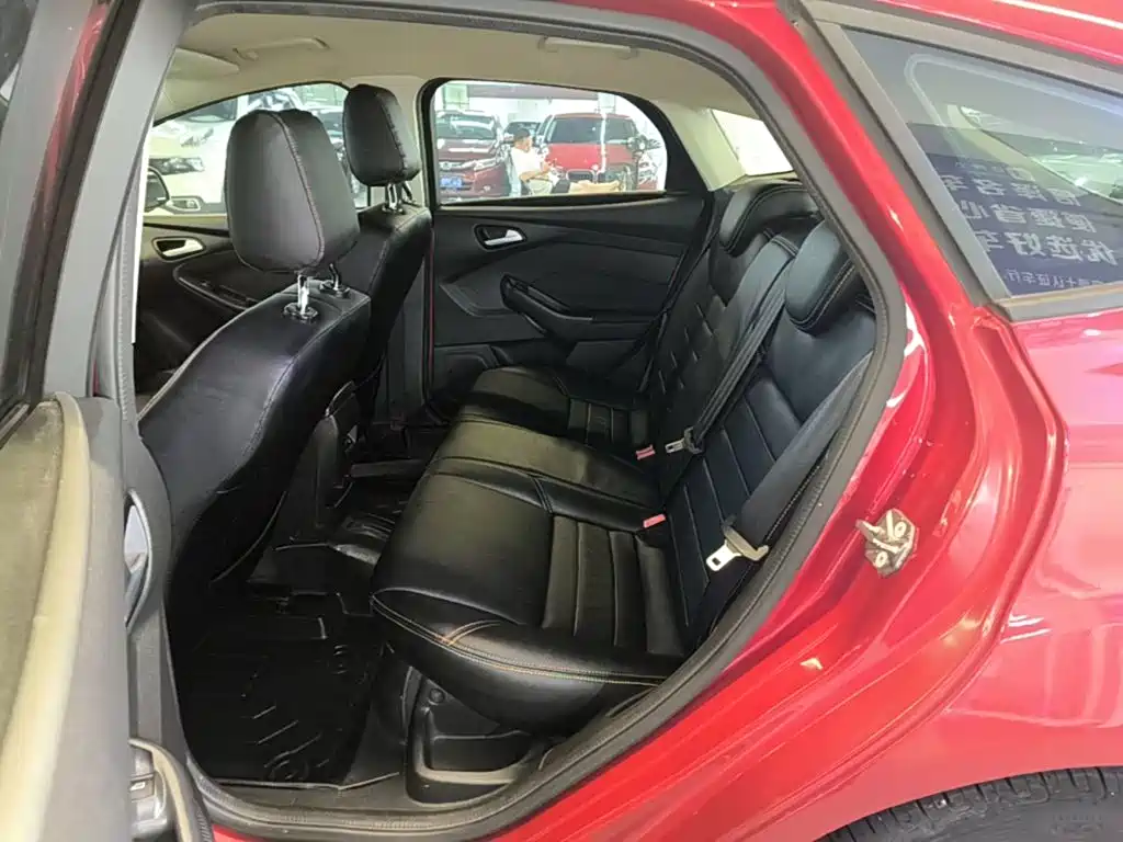 Ford Focus — миниатюра 17