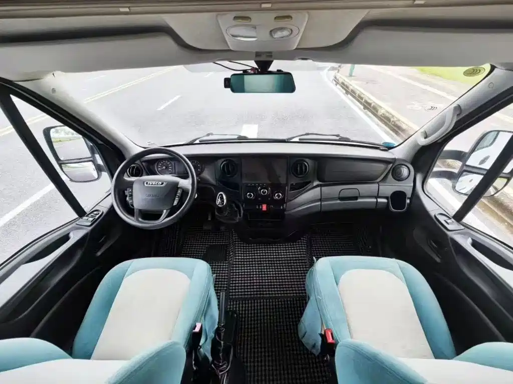 IVECO Ousheng — миниатюра 9