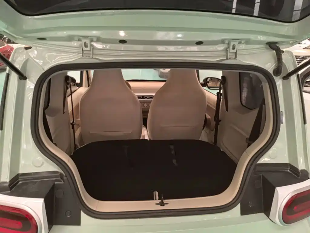 Wuling MINIEV — миниатюра 19
