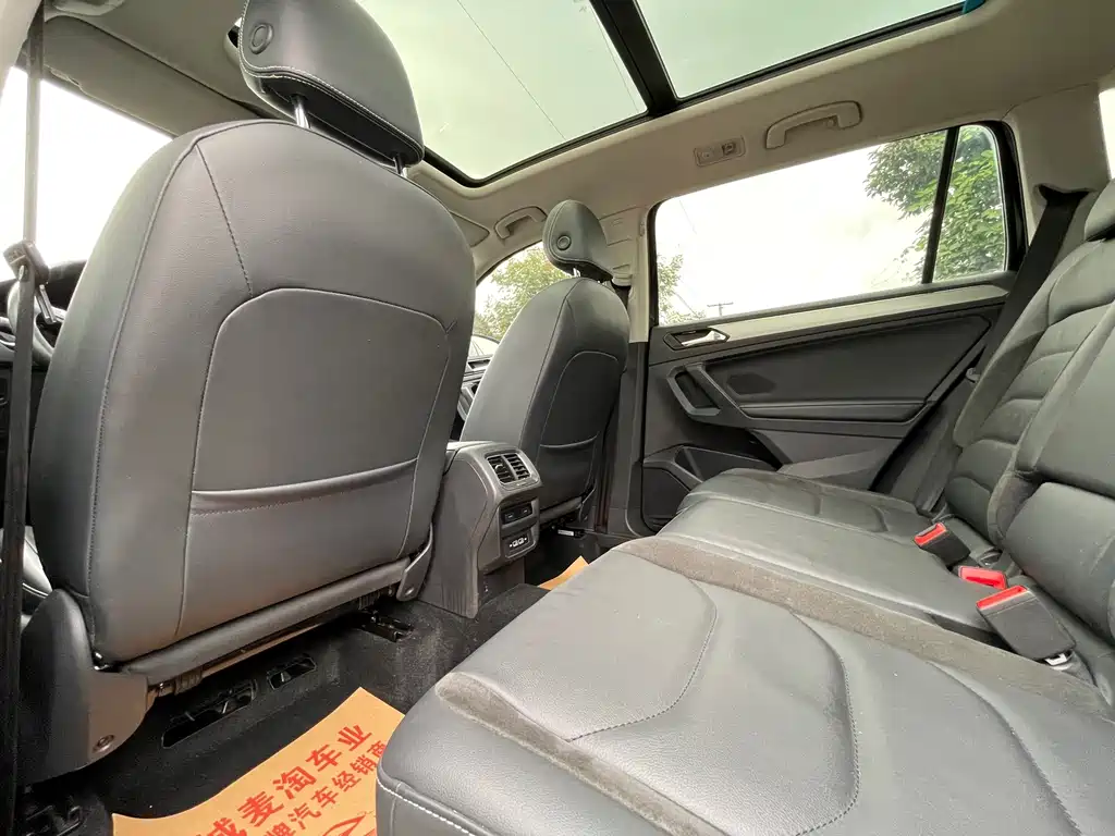 Volkswagen Tiguan L — миниатюра 9