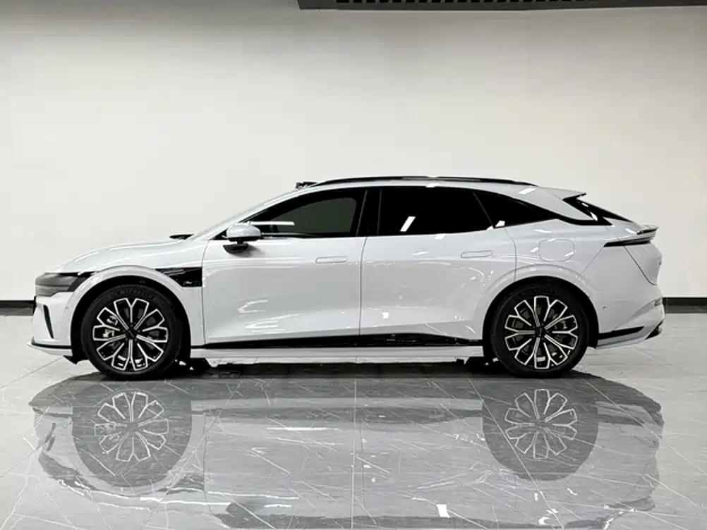 Zeekr 007GT — миниатюра 3