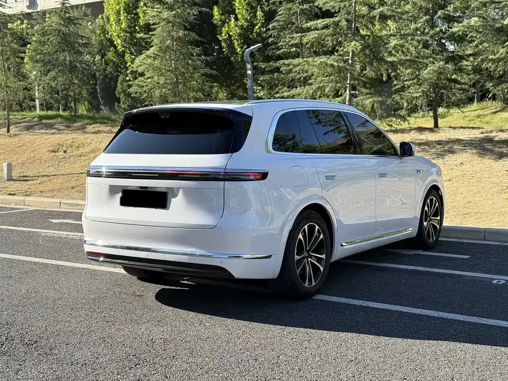 AITO AITO M7 — миниатюра 4