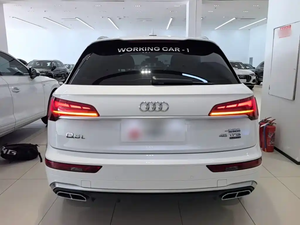 Audi Q5L — миниатюра 6