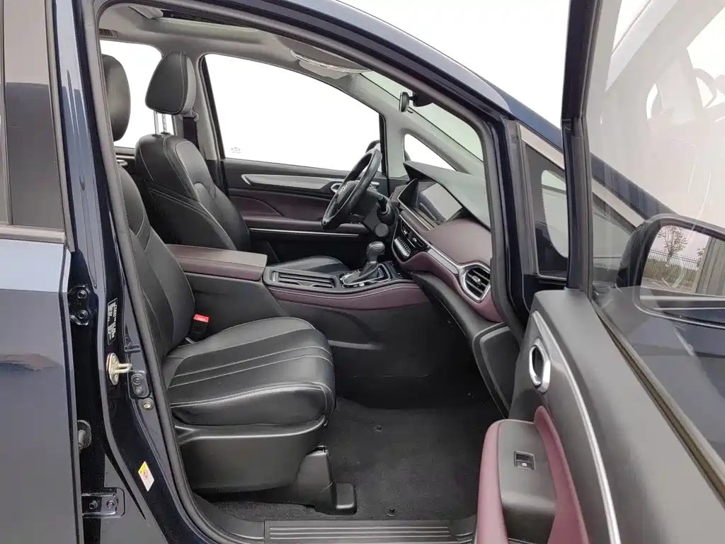 GAC Motor Trumpchi M6 — миниатюра 23