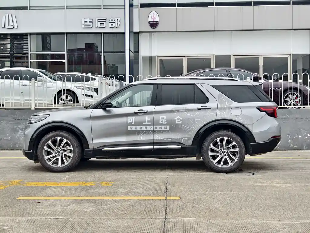 Ford Explorer — миниатюра 5