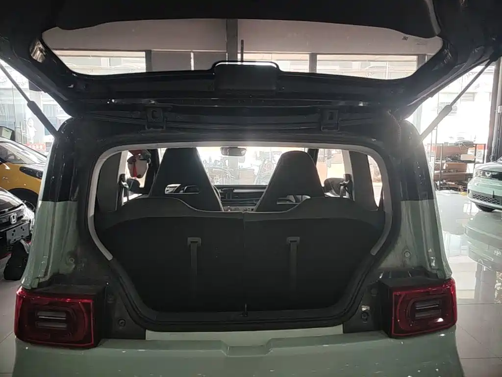 Wuling MINIEV — миниатюра 19