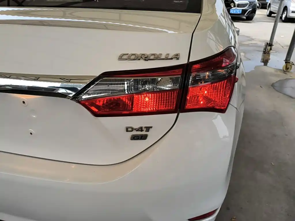 Toyota Corolla — миниатюра 8