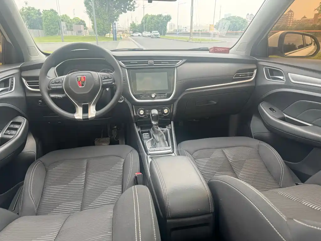 Roewe RX3 — миниатюра 10