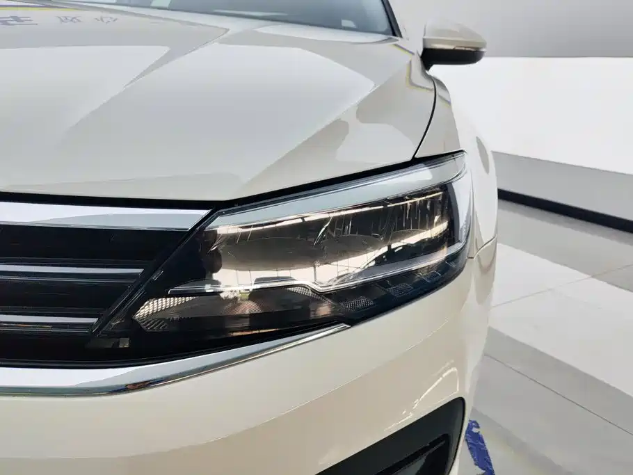 Volkswagen Lamando — миниатюра 5