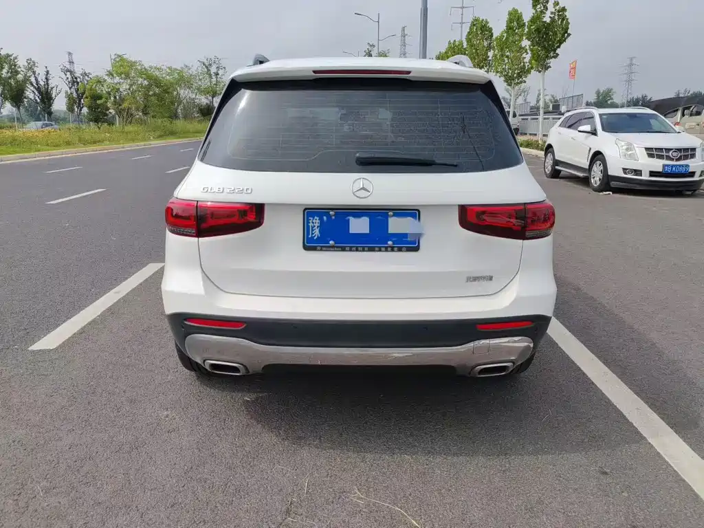 Mercedes-Benz GLB 2023 GLB 220