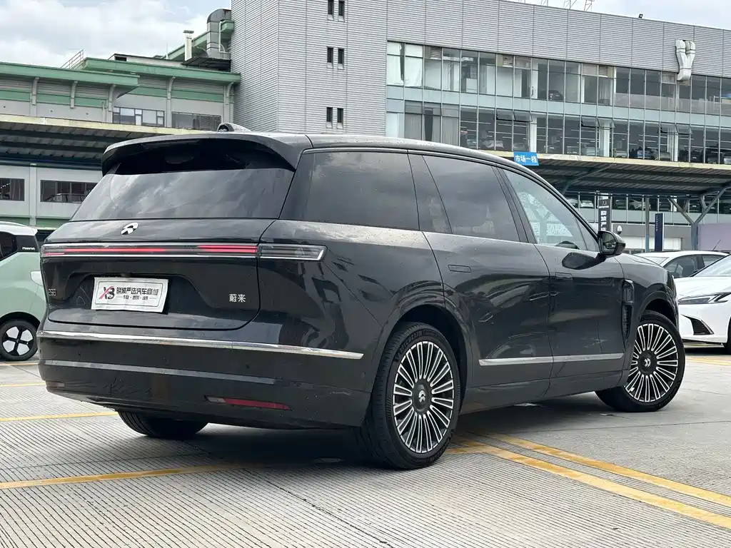NIO ES8 2026 мест Executive Luxury