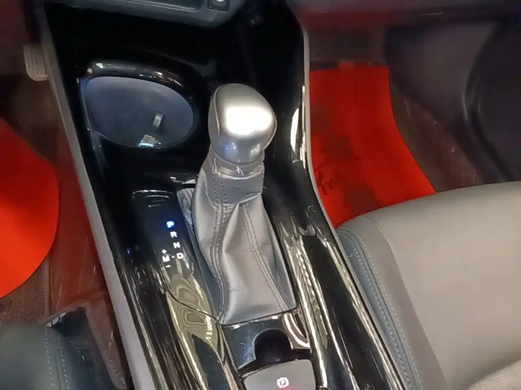 Toyota IZOA — миниатюра 14
