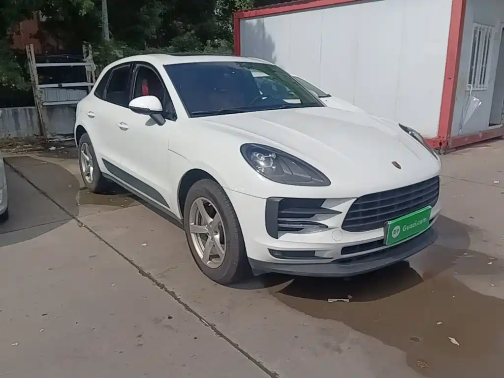 Porsche Macan — миниатюра 4
