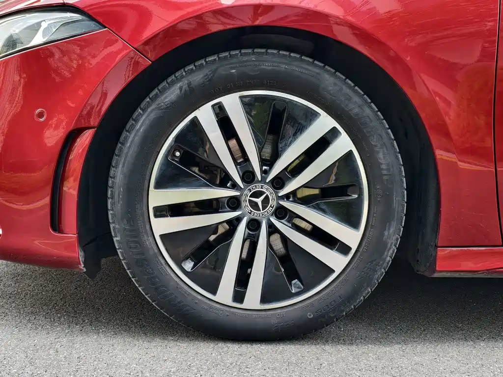 Mercedes-Benz A-Class — миниатюра 8