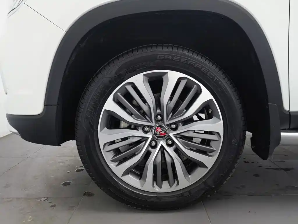 Roewe RX8 — миниатюра 17