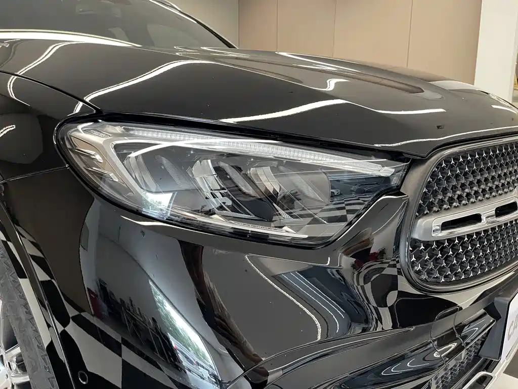 Mercedes-Benz GLC 2023 GLC 300 L 4MATIC 5 мест
