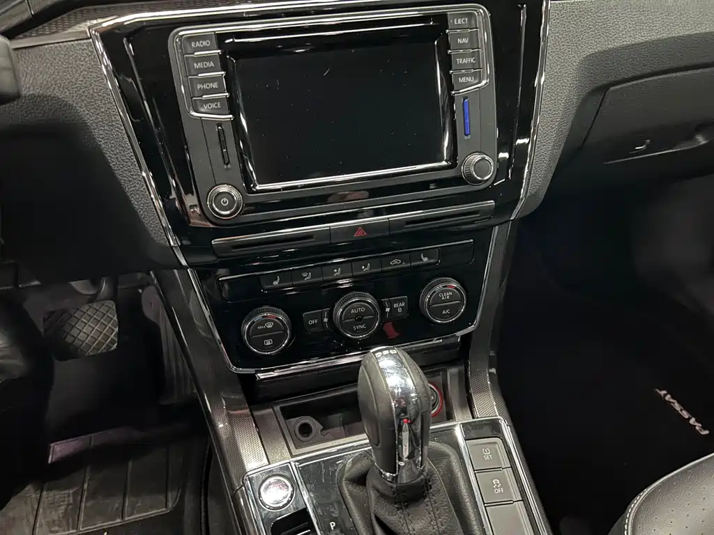 Volkswagen Passat — миниатюра 9