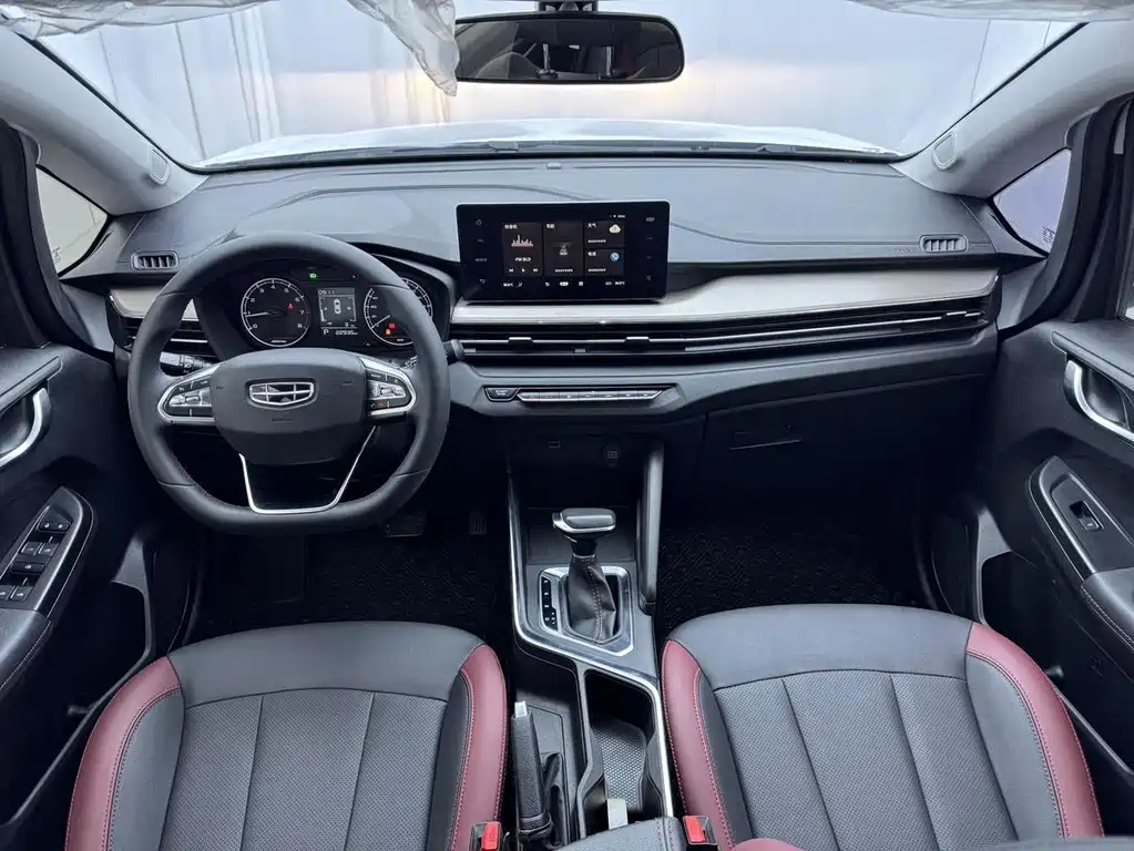 Geely Vision X3 — миниатюра 11