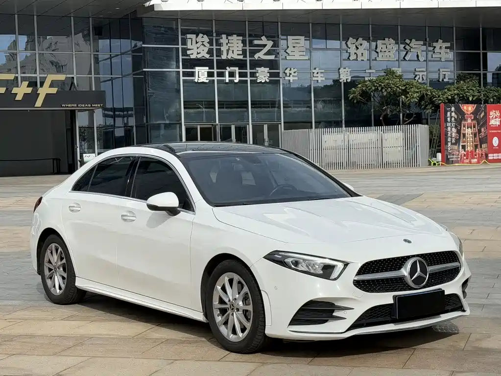 MERCEDES-BENZ A CLASS