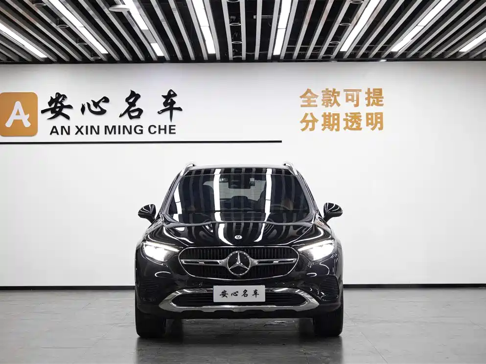 Mercedes-Benz GLC 2023 GLC 260 L 4MATIC 5 мест