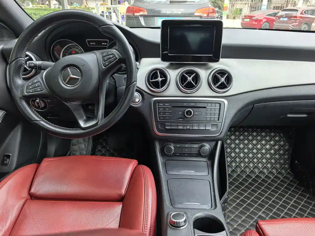 Mercedes-Benz CLA (Import) — миниатюра 7