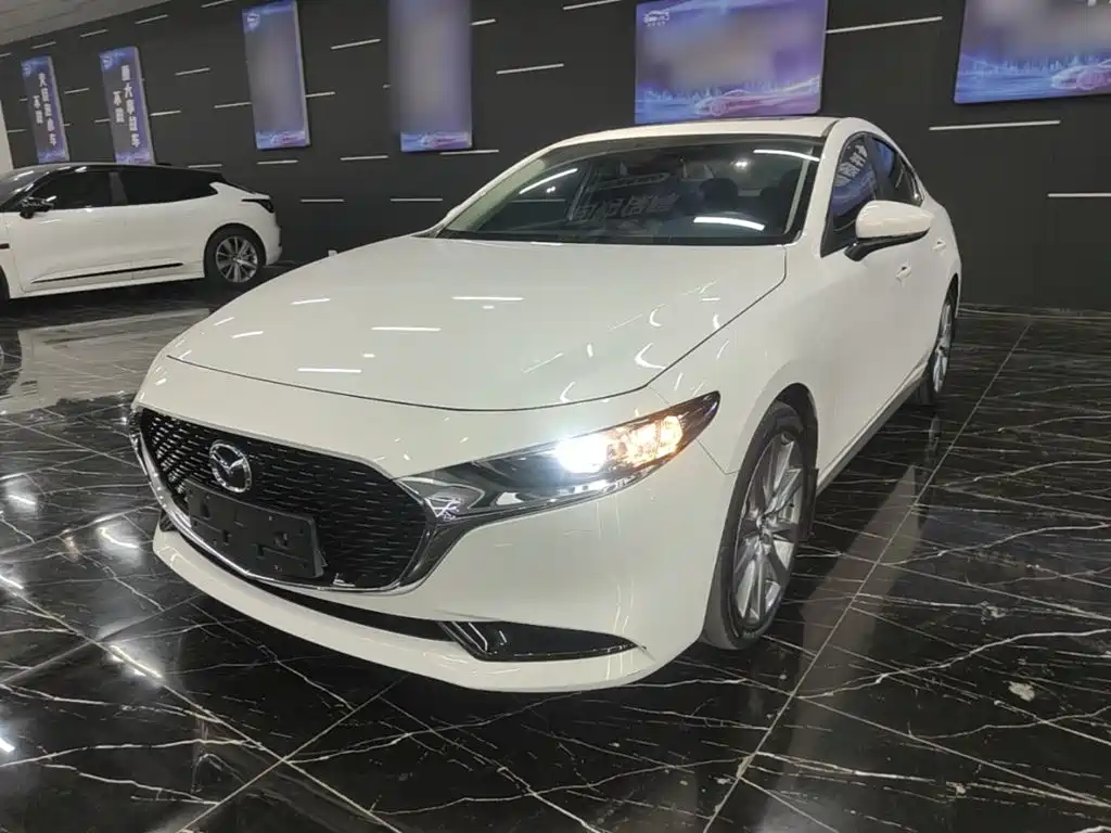 Mazda 3 Axela — миниатюра 2