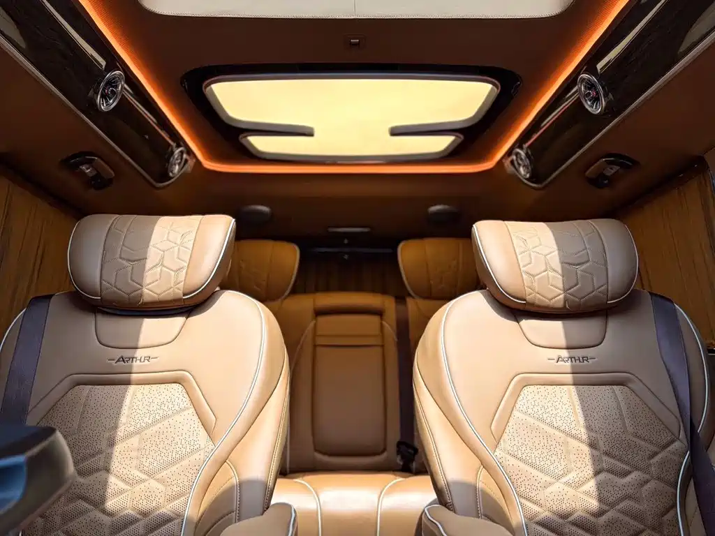 Mercedes-Benz V-Class — миниатюра 14
