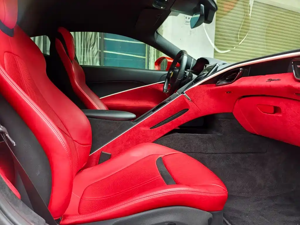 Ferrari Roma — миниатюра 10