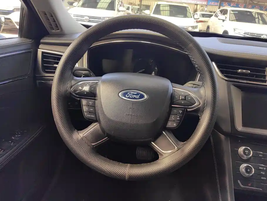 Ford Taurus — миниатюра 15
