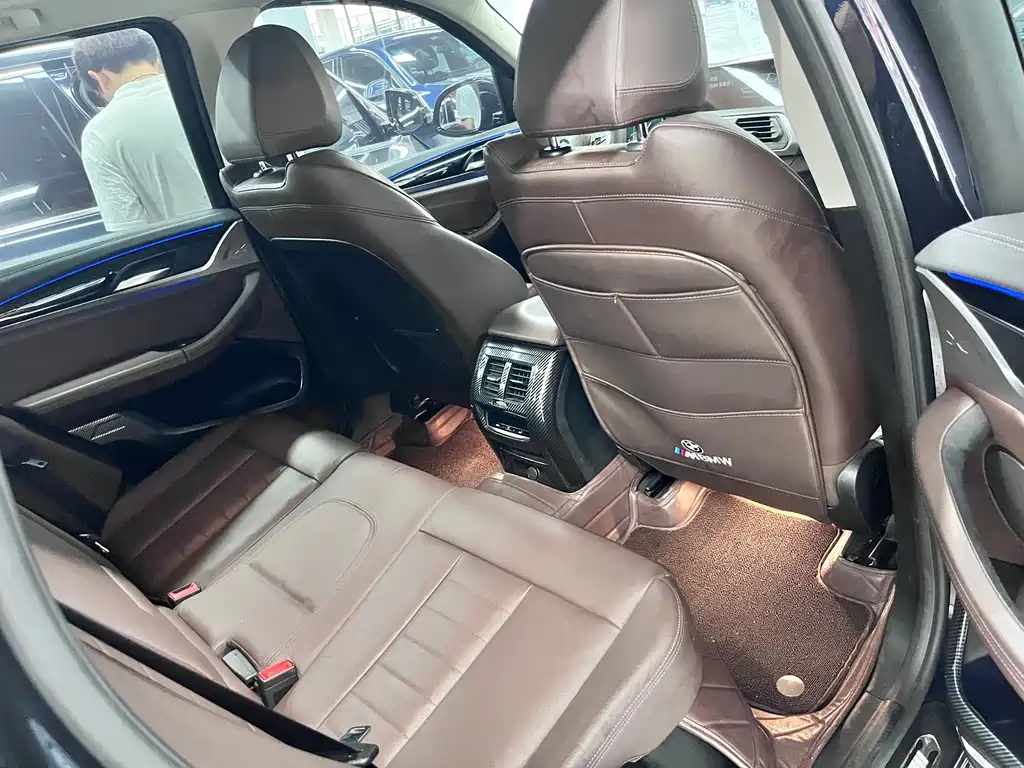 BMW X3 — миниатюра 28