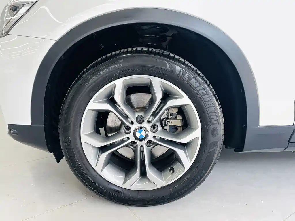 BMW X4 — миниатюра 3