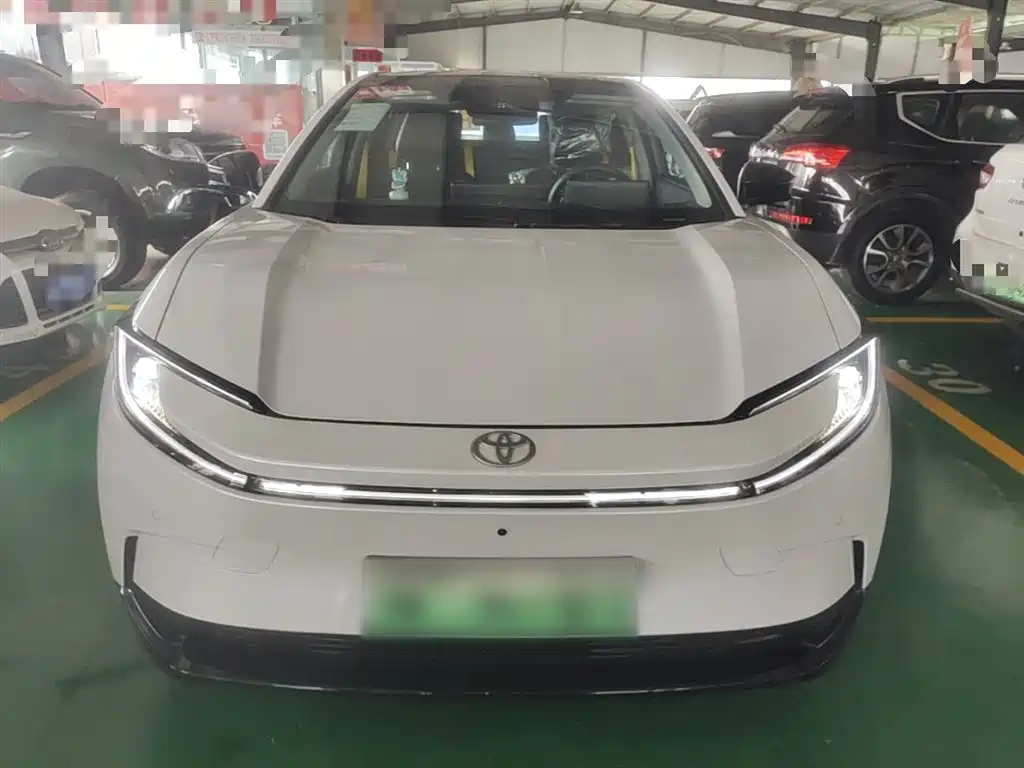 Toyota bZ5 2025 550 PRO
