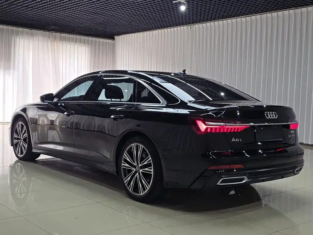 Audi A6L — миниатюра 7