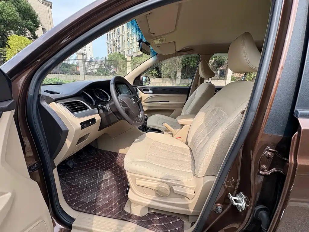 Baojun 730 — миниатюра 9