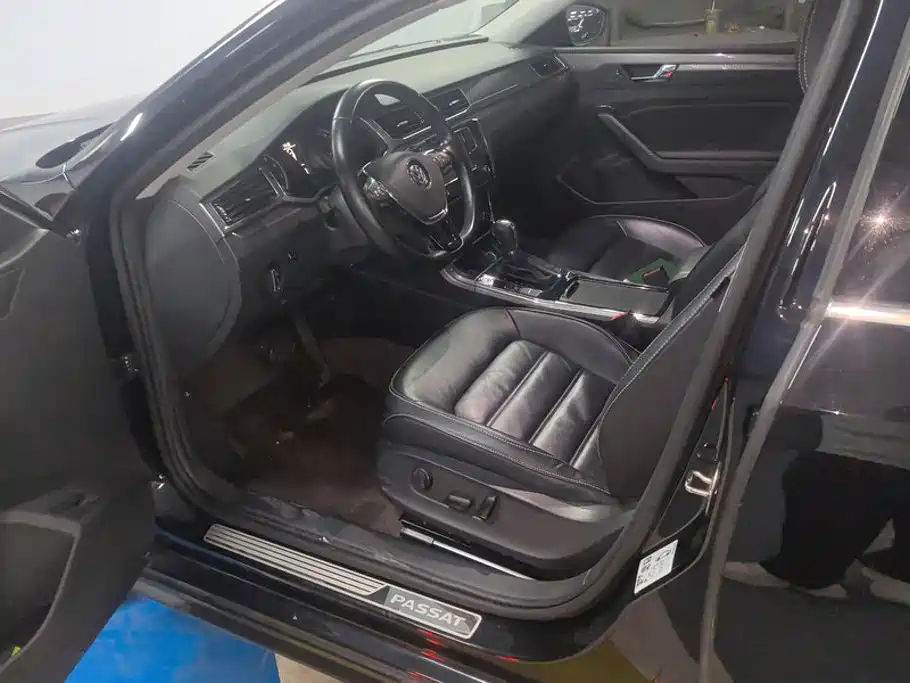 Volkswagen Passat — миниатюра 9