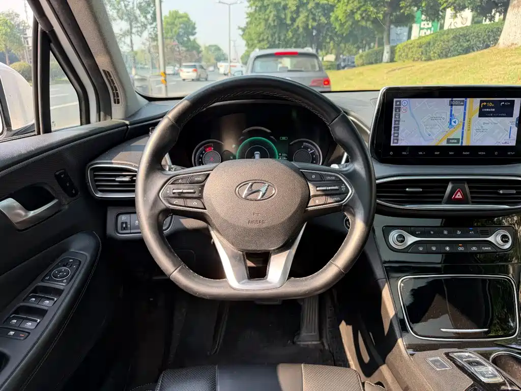 Hyundai Santa Fe — миниатюра 14