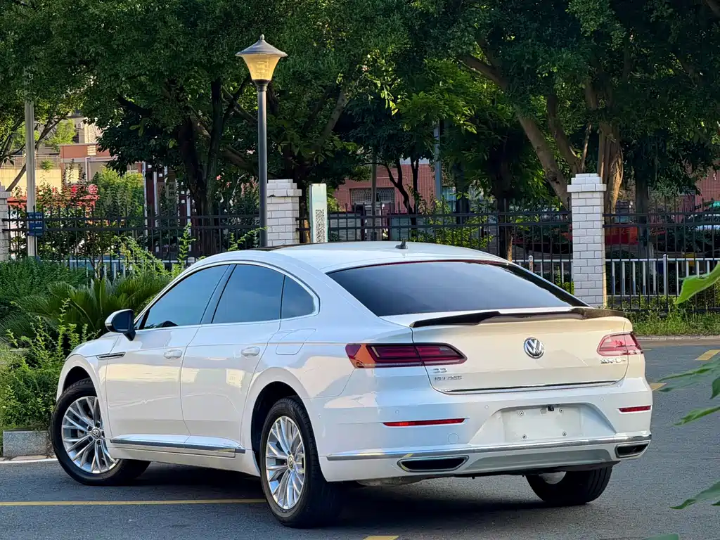 Volkswagen CC — миниатюра 10
