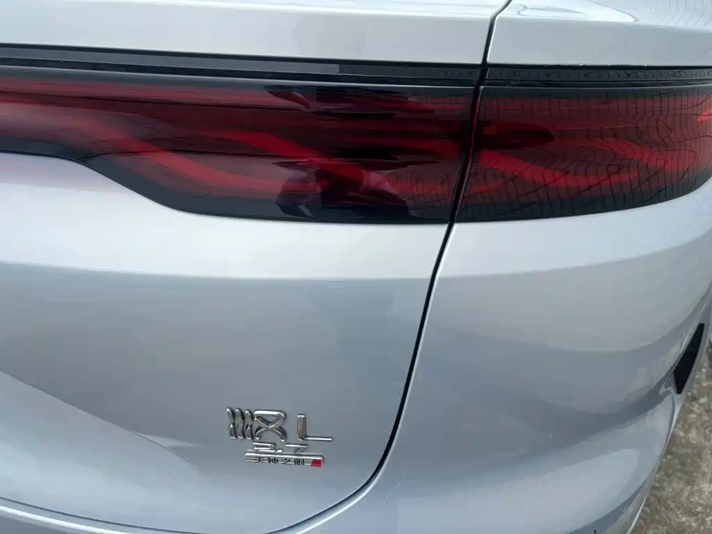 BYD Han L — миниатюра 24