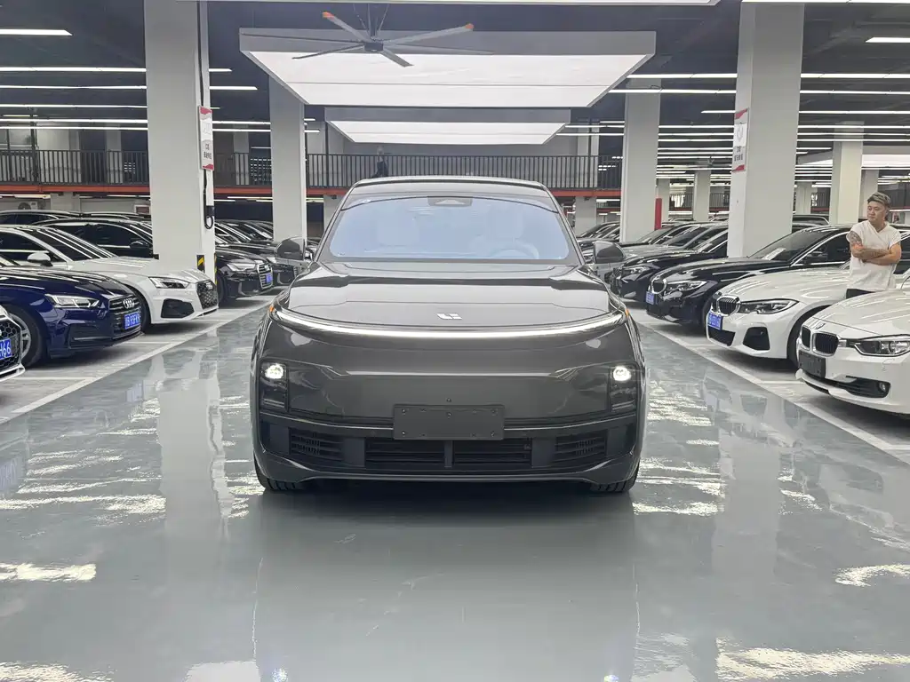 Li Auto Li L8 — миниатюра 2