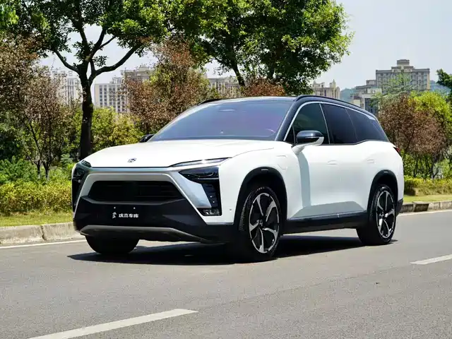 2021 Nio ES8