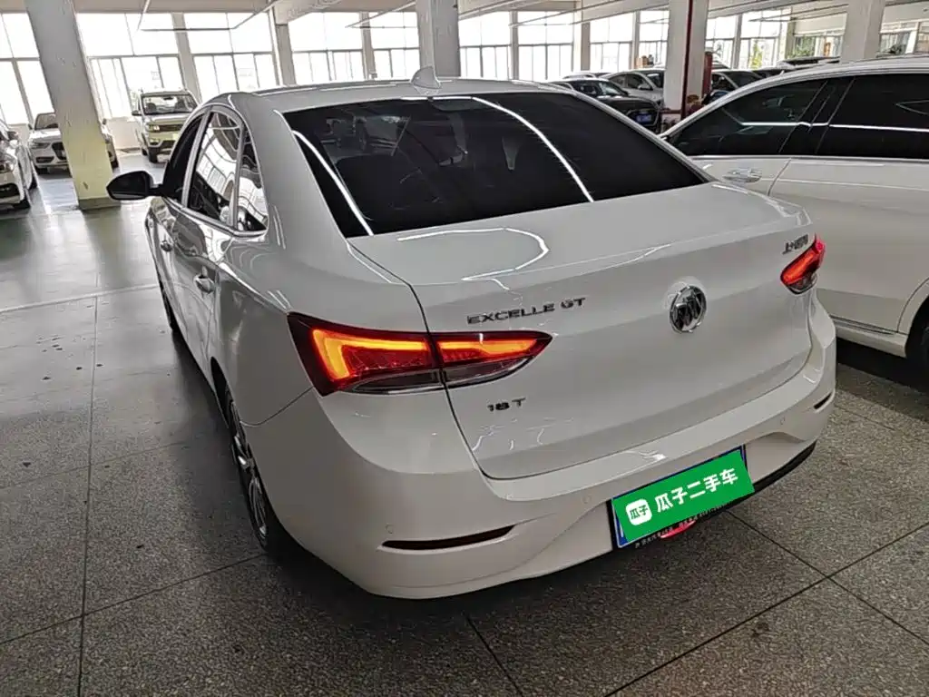 Buick Excelle — миниатюра 5