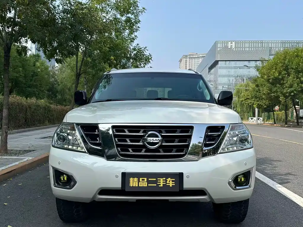 Nissan Patrol — миниатюра 3