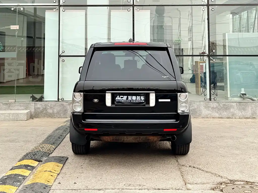 Land Rover Range Rover — миниатюра 5