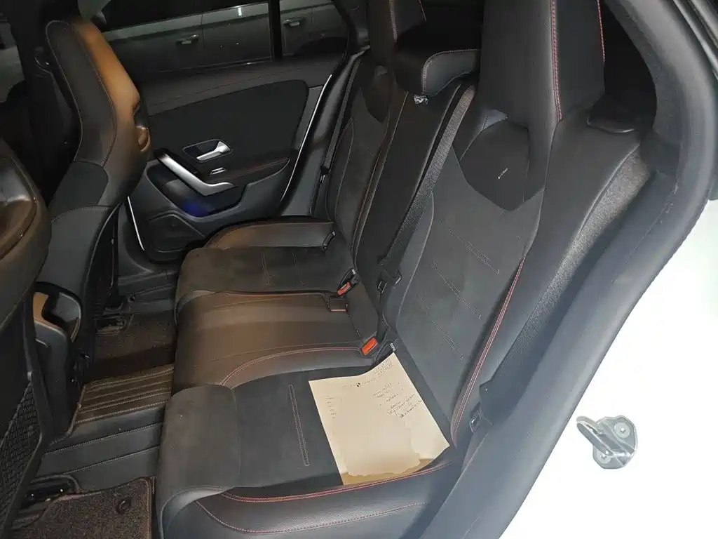 Mercedes-Benz CLA (Import) — миниатюра 18
