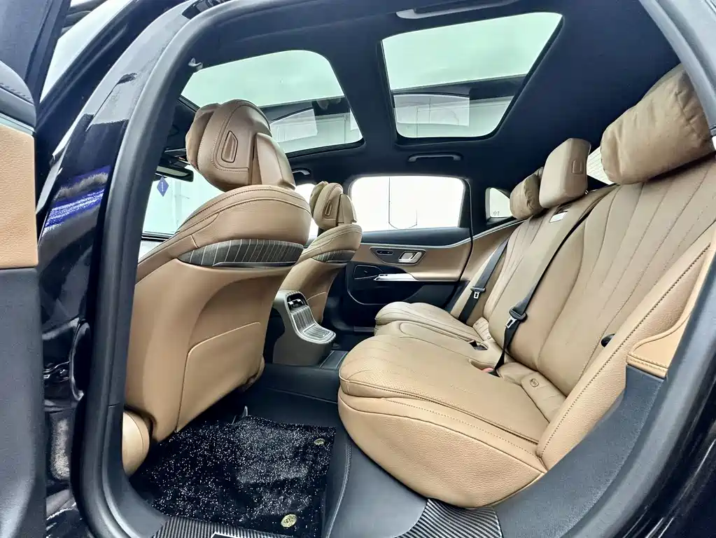 Mercedes-Benz E-Class E 2024 E 350 e L