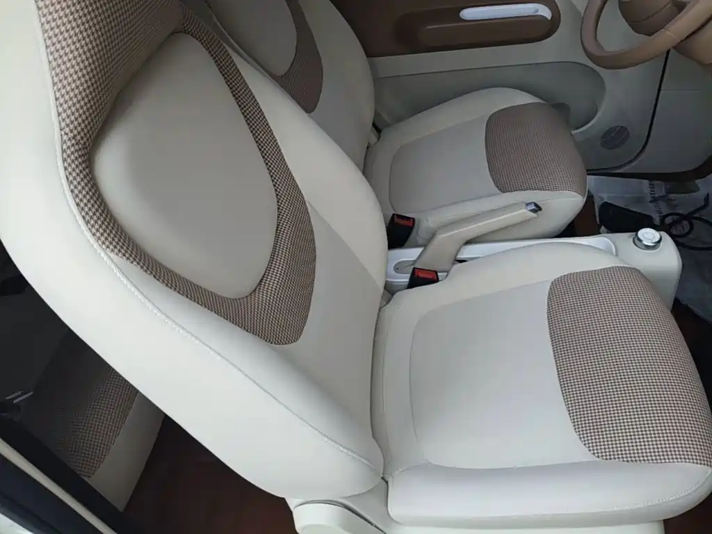 Wuling MINIEV — миниатюра 25
