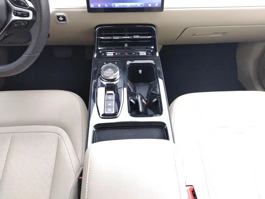 Wuling Xingguang — миниатюра 16