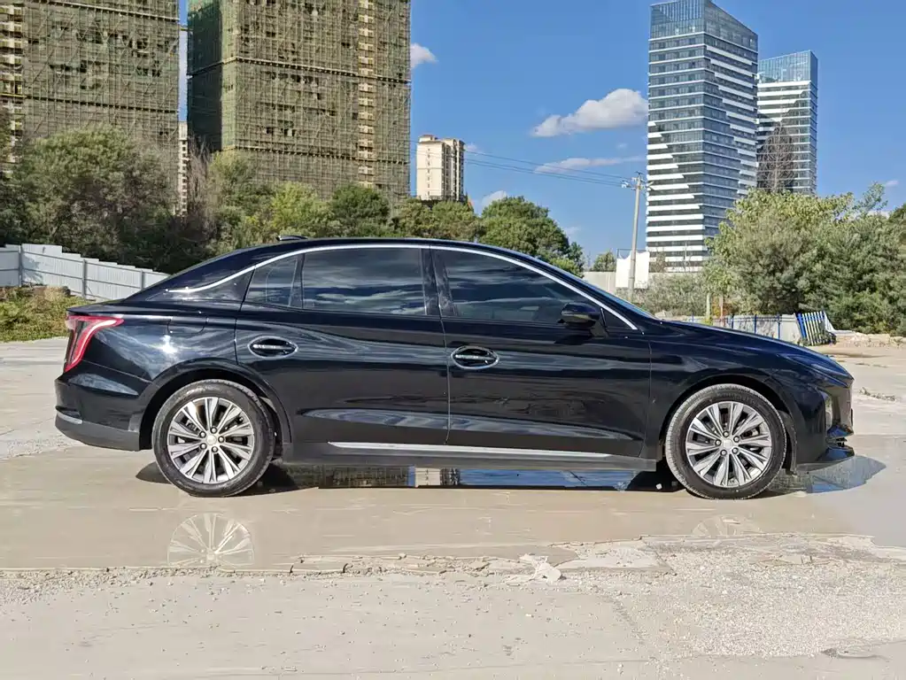 Hongqi Hongqi E-QM5 — миниатюра 12